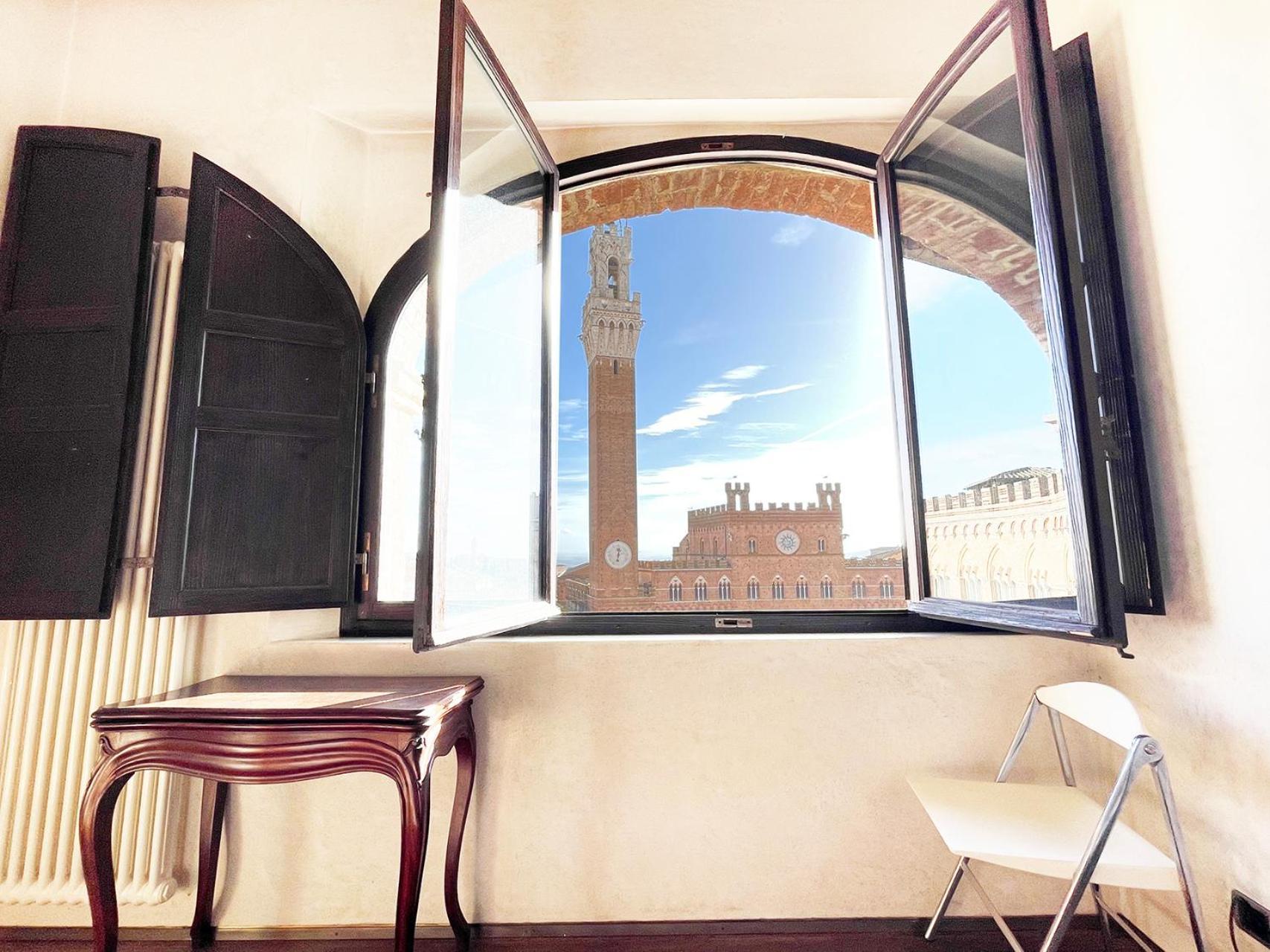 Ferienwohnung Il Campo 8: Piazza Del Campo Siena Exterior foto